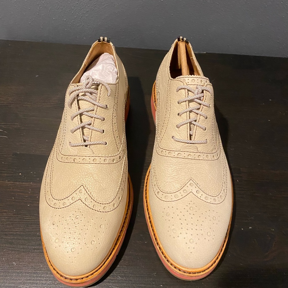 Cole Haan Men's Morris Wingtip Oxford Amphora Beige Size 7 - new in box!